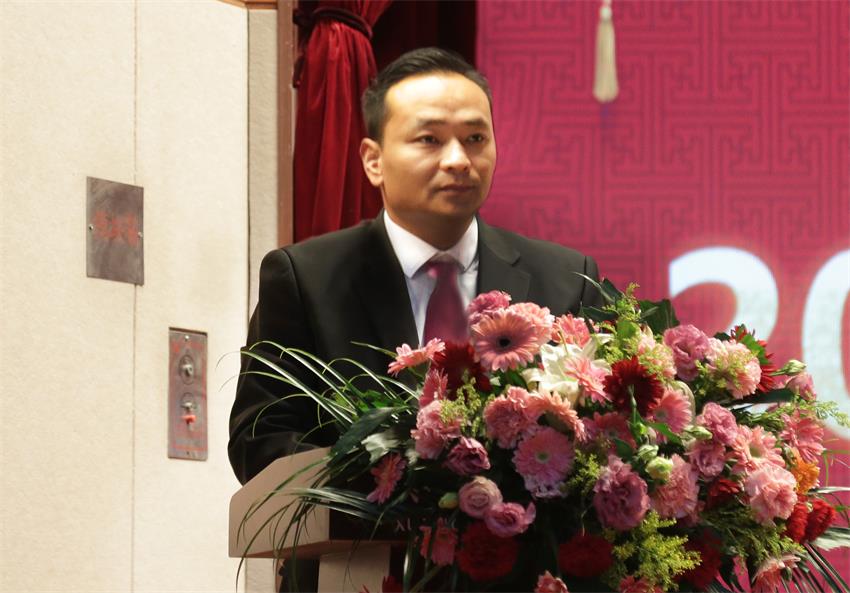 集团副总、纪委副书记张成彪同志作开云官方端网站登录入口-开云online(中国)
“关于2018年违纪违规及重大事故责任单位的通报及处理决定”